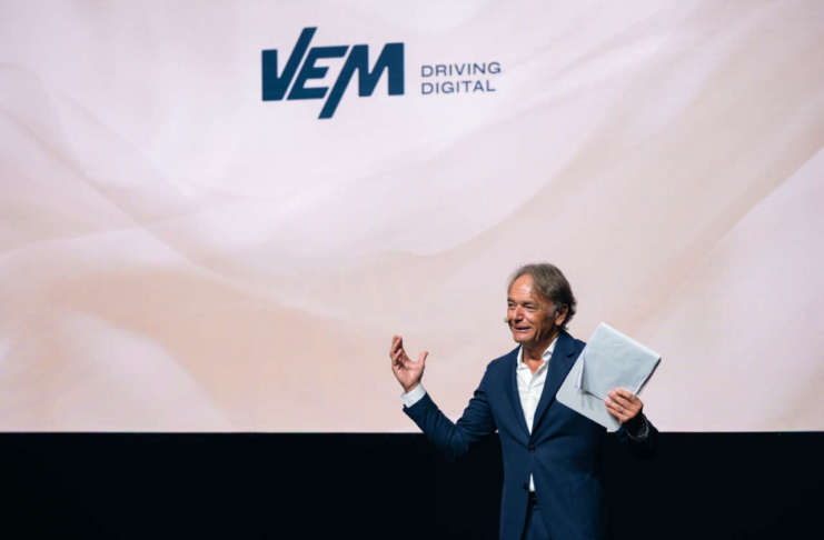 VEM sistemi e i suoi primi 40 anni «un percorso serio, appassionato… ora nuove sfide a partire dalla resilienza digitale»